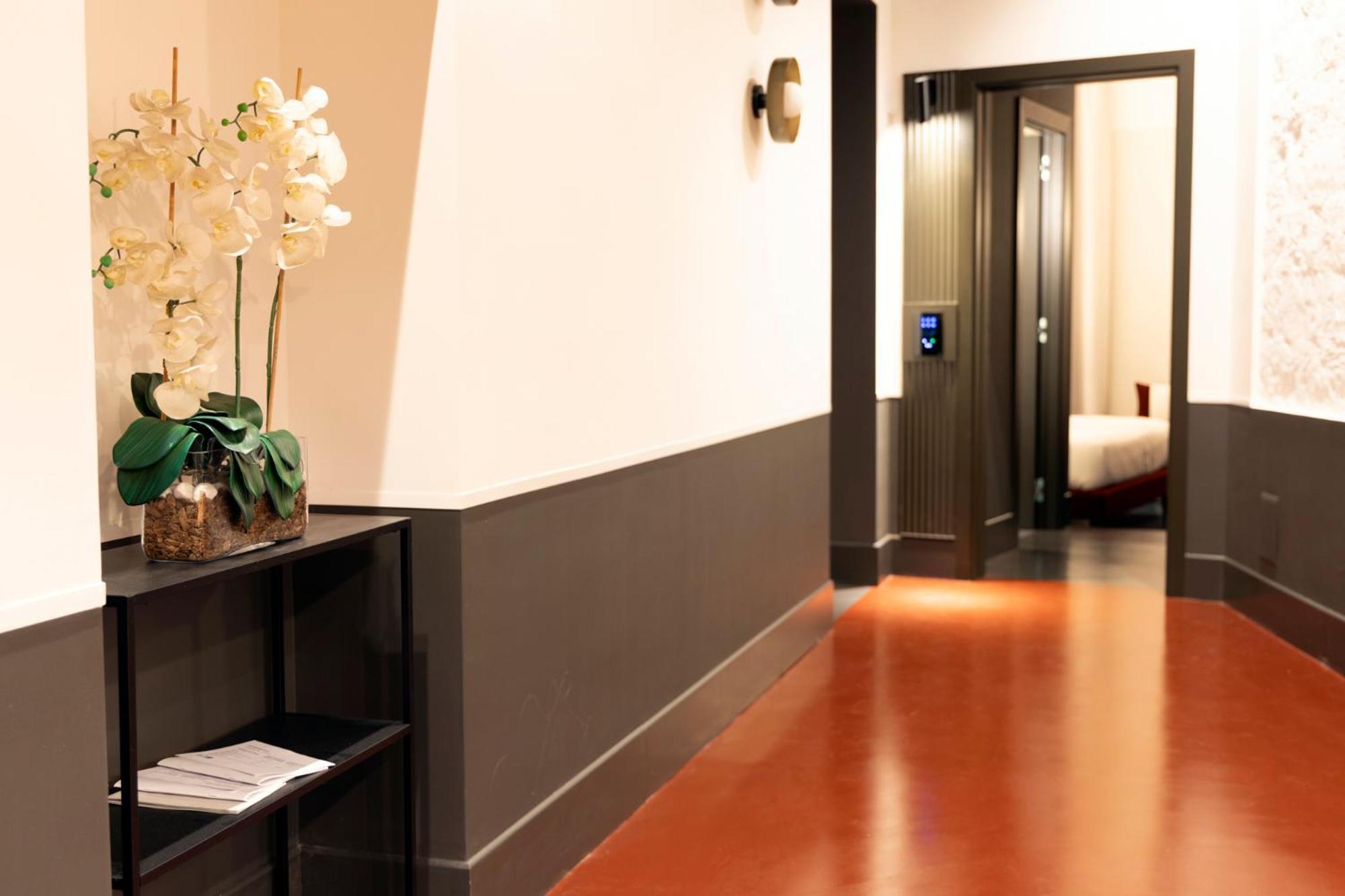 Guest house Adaram