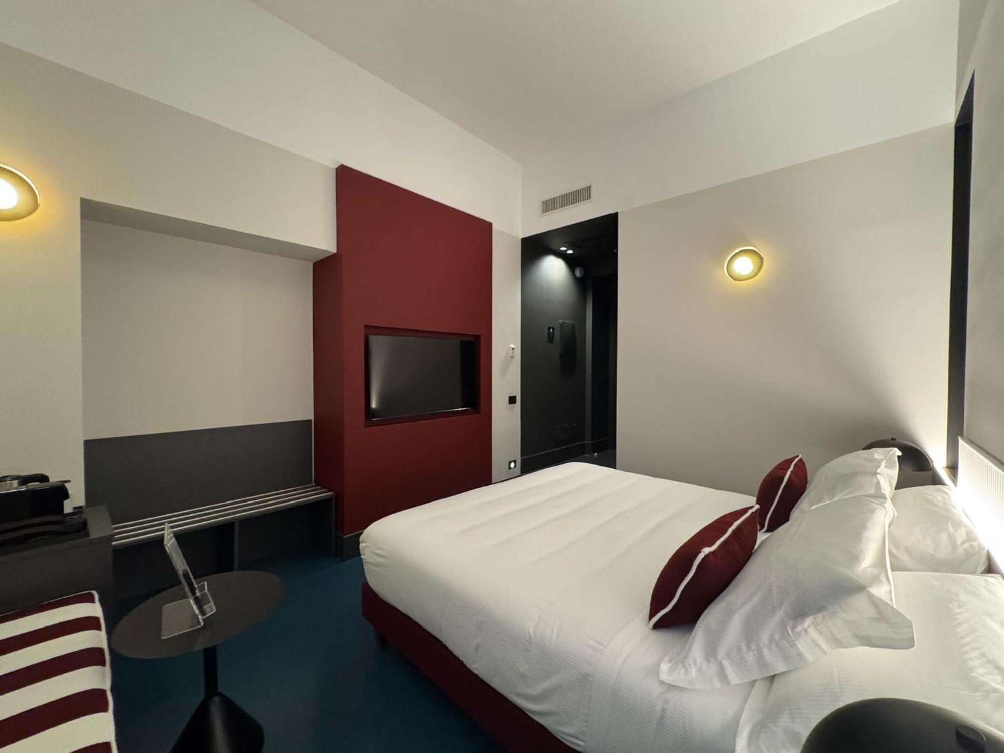 Adaram Guest house *