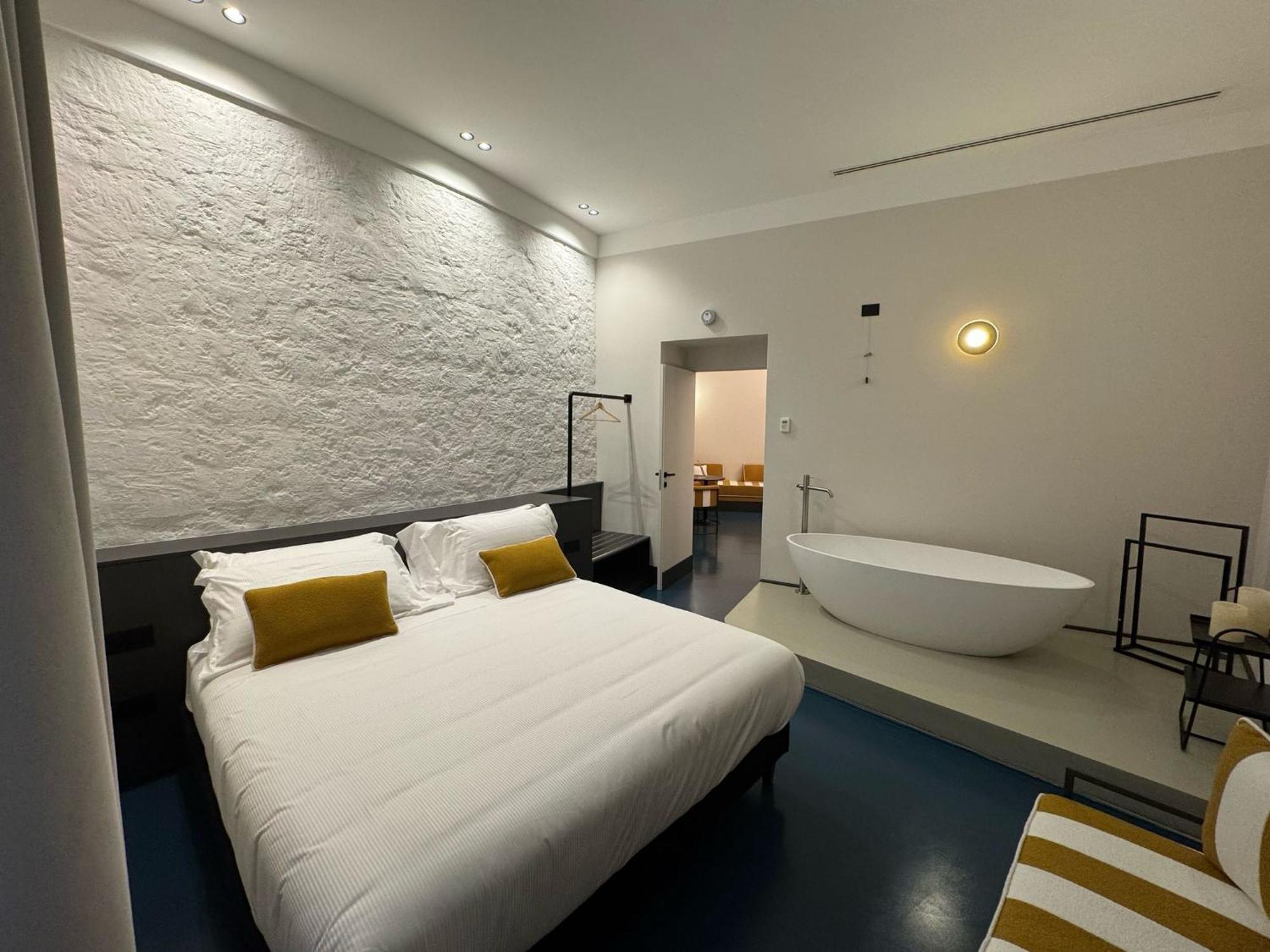 Adaram Guest house *