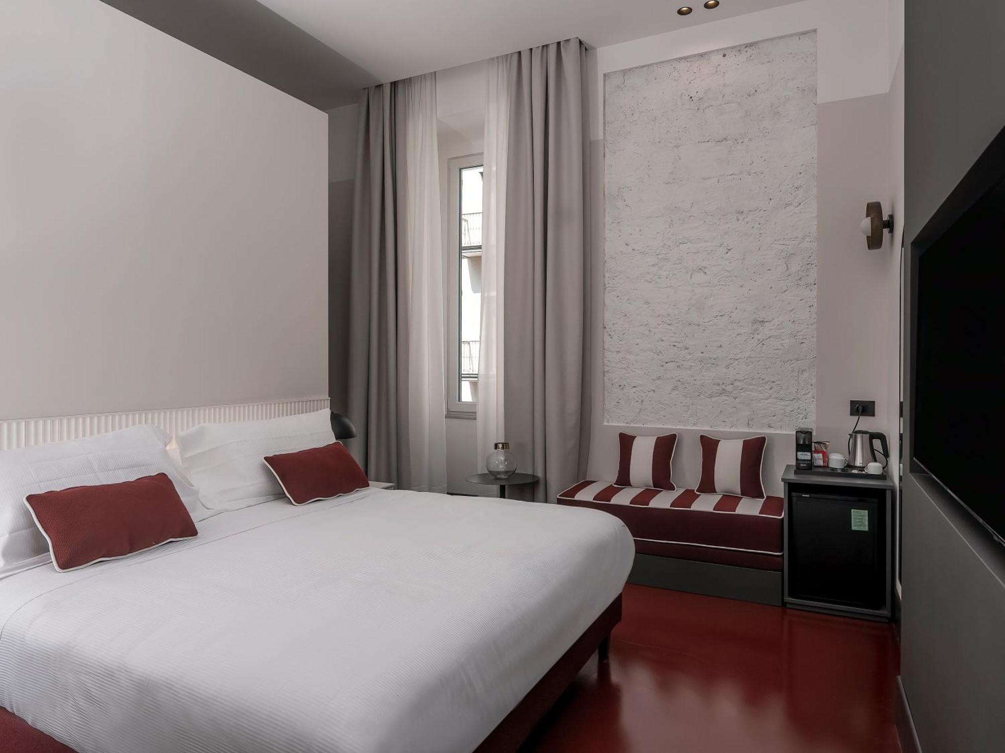 Adaram Guest house *