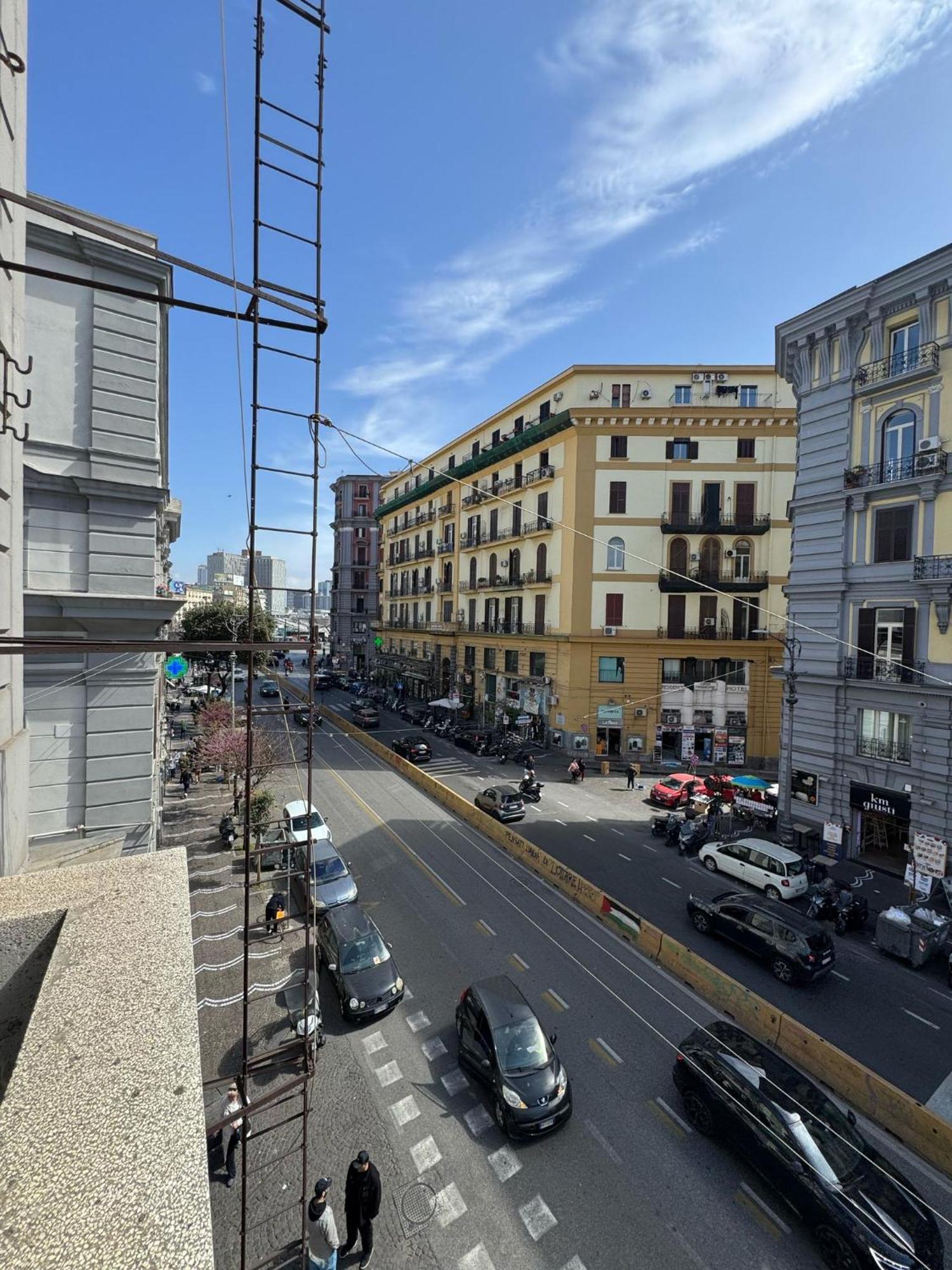 Adaram * Naples